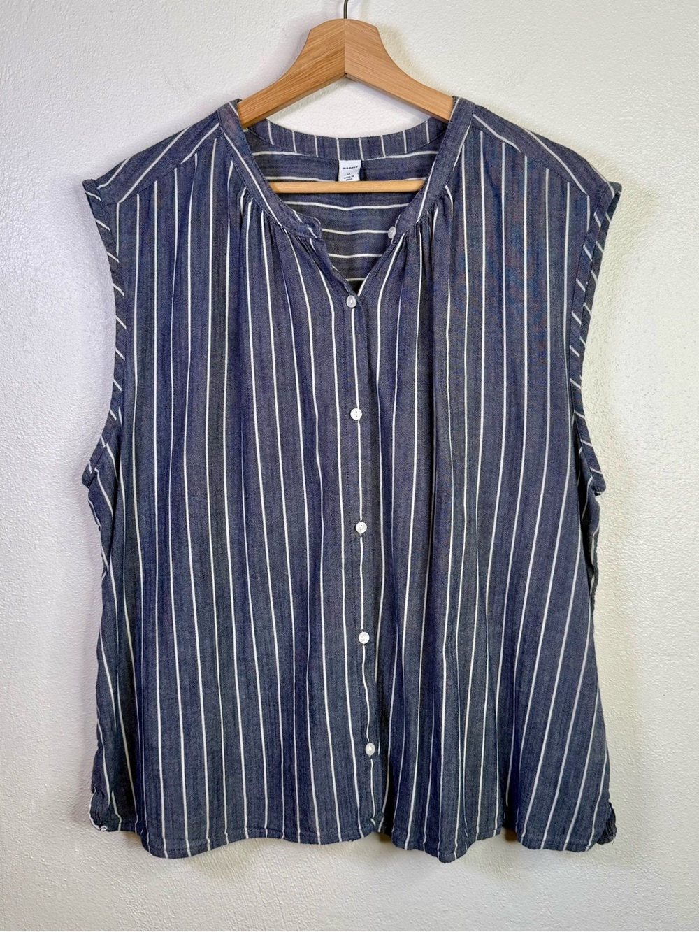Old Navy Sleeveless Nautical Striped Button Front Top Navy Blue & White Size XL